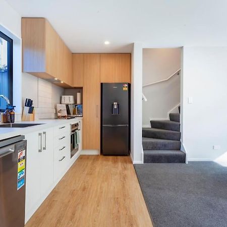 基督城Stylish Townhouse With Hot Tub公寓 外观 照片